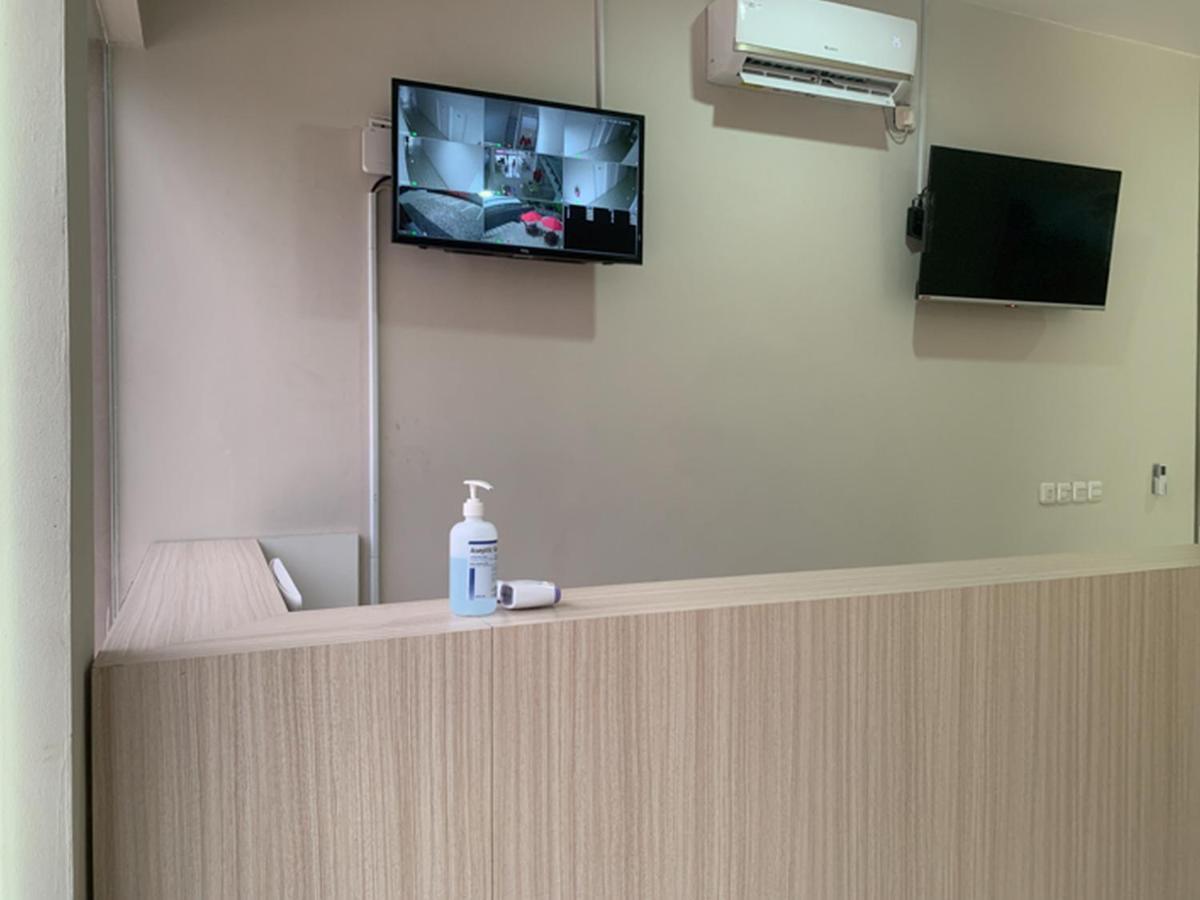 Hotel Reddoorz Near Alun Alun Purbalingga Extérieur photo