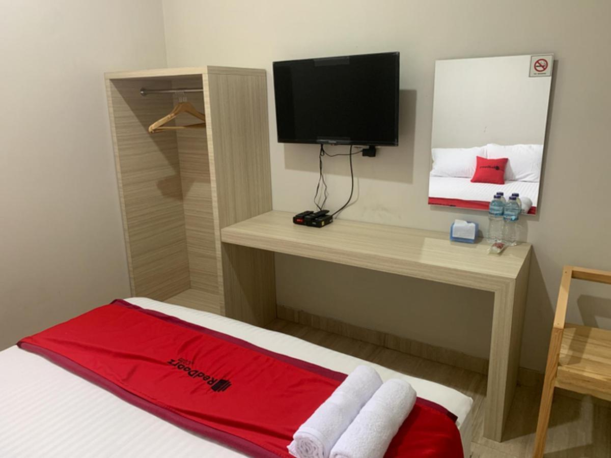 Hotel Reddoorz Near Alun Alun Purbalingga Extérieur photo